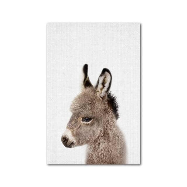 Animal Kingdom Delight: Playful Art for Kids' Rooms