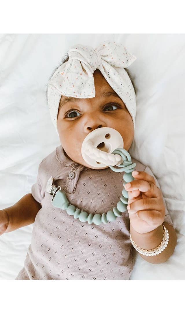 Itzy Ritzy Silicone Sweetie Strap