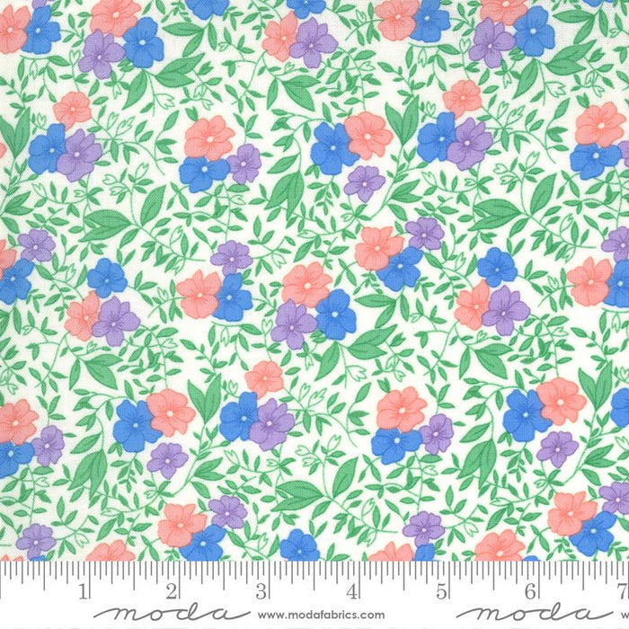 LAST CHANCE - 30S PLAYTIME - FRIENDLY BLOOMS (3 1/8 YARDS)