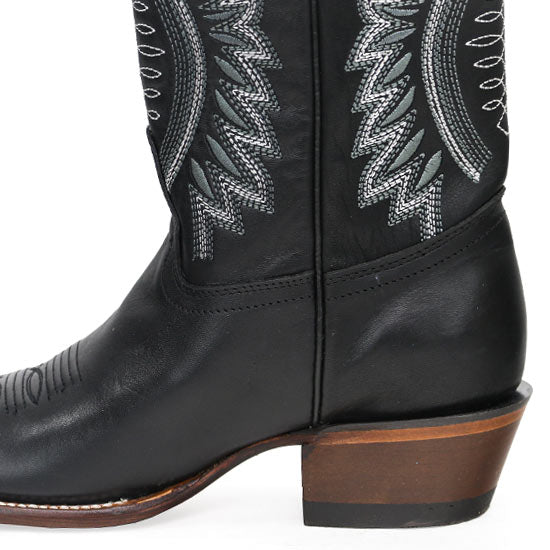 Side view highlighting the gray embroidered shaft and stacked heel of the Los Altos Black Leather Boot.