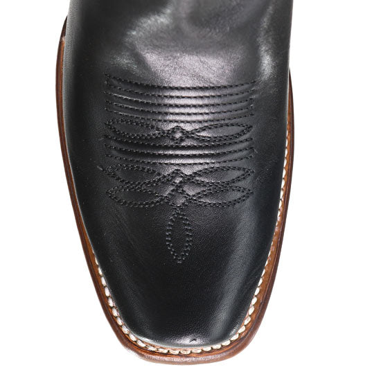 Close-up of stitched toe detail on Los Altos Women’s Dubai Boot in black leather.
