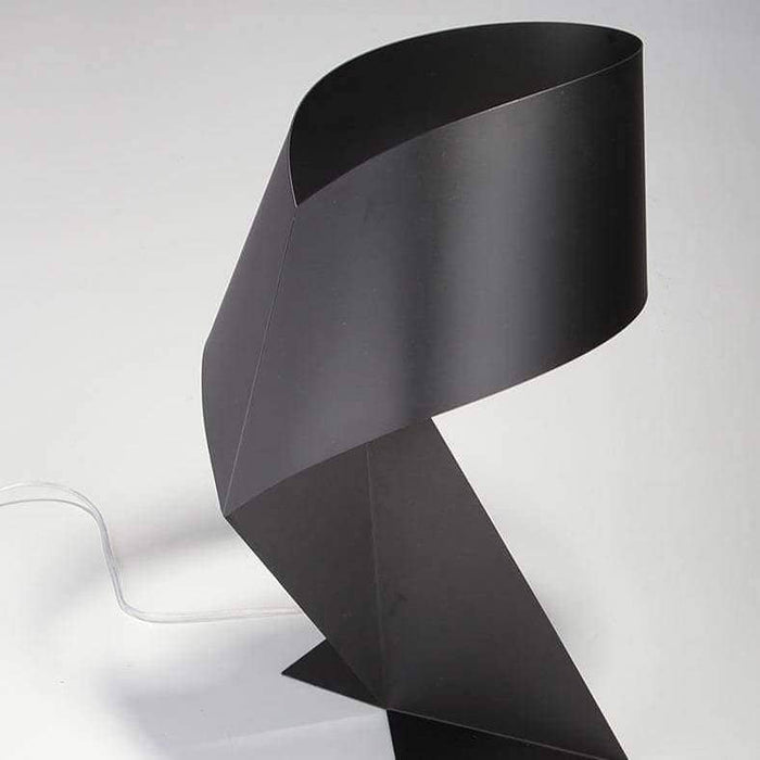 Origami-Inspired Minimalist Side Table Lamp: Artful Lighting
